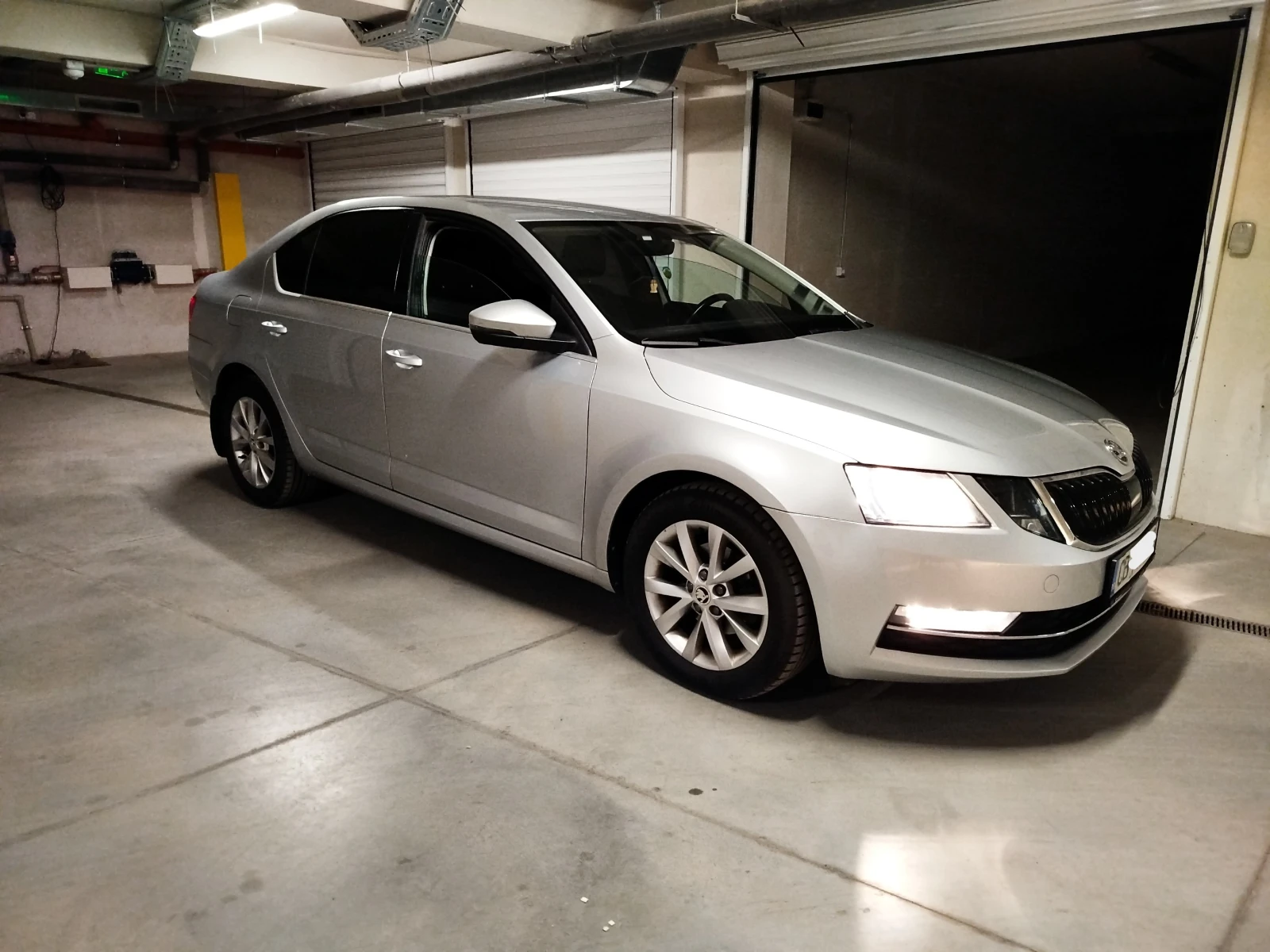 Skoda Octavia 1.6 TDI  - изображение 3