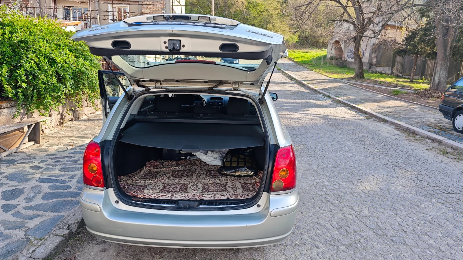 Toyota Avensis Toyota avensys 1.8 VVT-I 129 hp., снимка 3 - Автомобили и джипове - 54174011