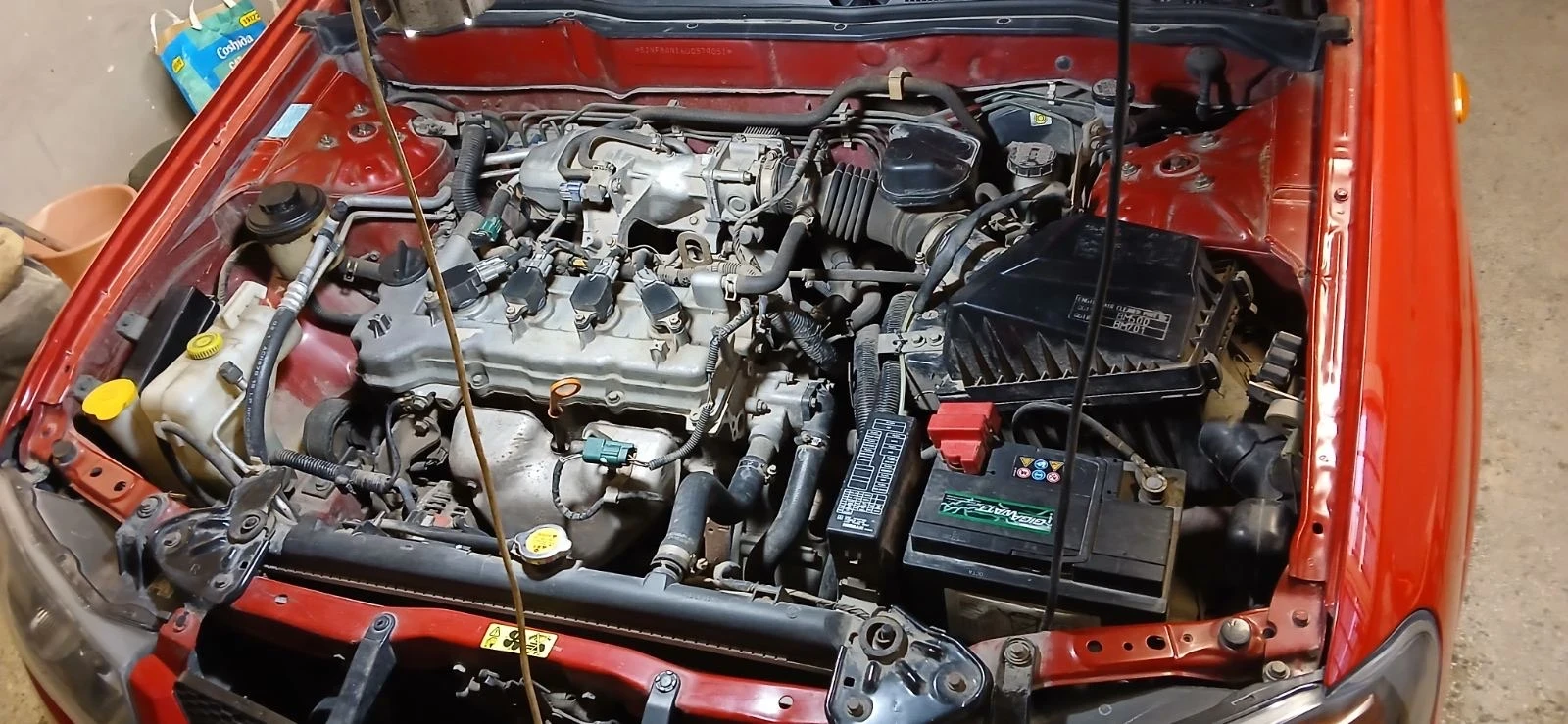 Nissan Almera 1.8 , снимка 11 - Автомобили и джипове - 54296030