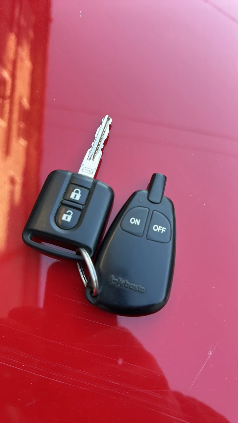 Nissan Almera 1.8 , снимка 9 - Автомобили и джипове - 54296030