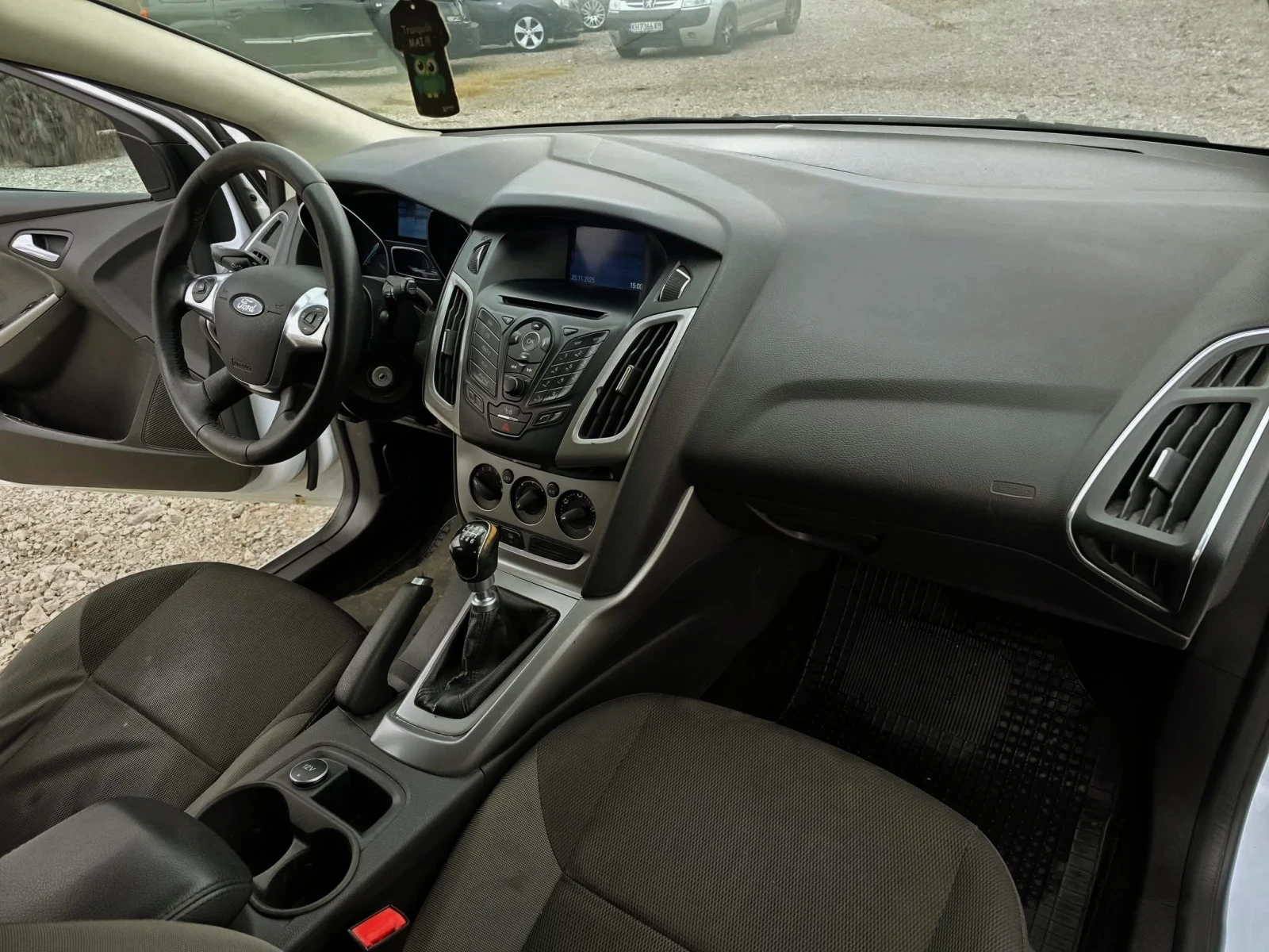 Ford Focus 1.6 tdci, снимка 8 - Автомобили и джипове - 54530293