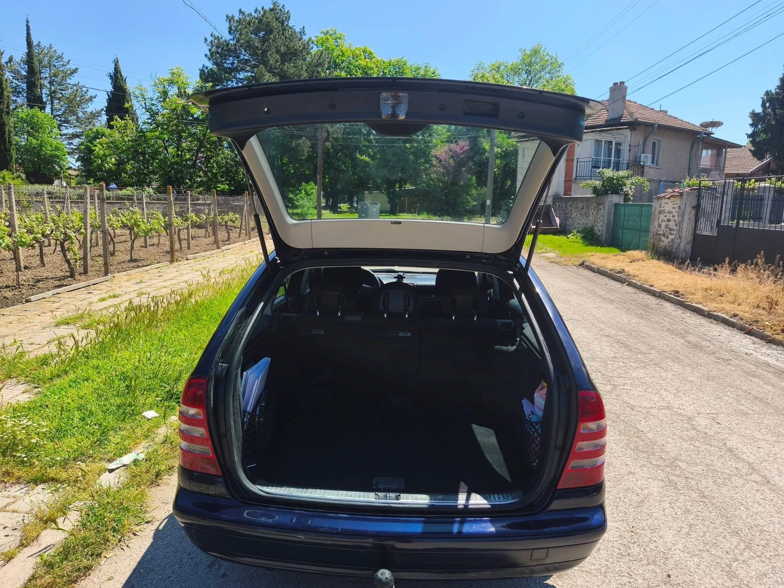 Mercedes-Benz C 180, снимка 5 - Автомобили и джипове - 54575043