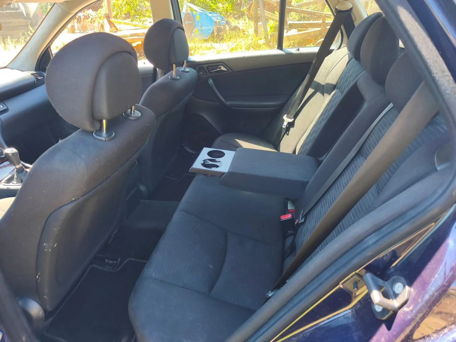 Mercedes-Benz C 180, снимка 7 - Автомобили и джипове - 54575043