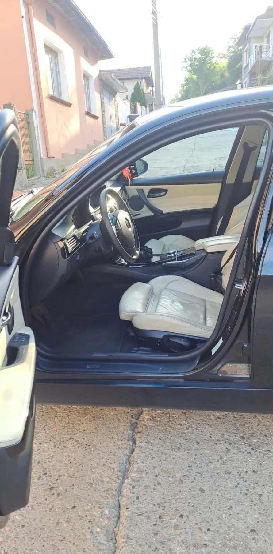 BMW 330, снимка 8 - Автомобили и джипове - 54622521