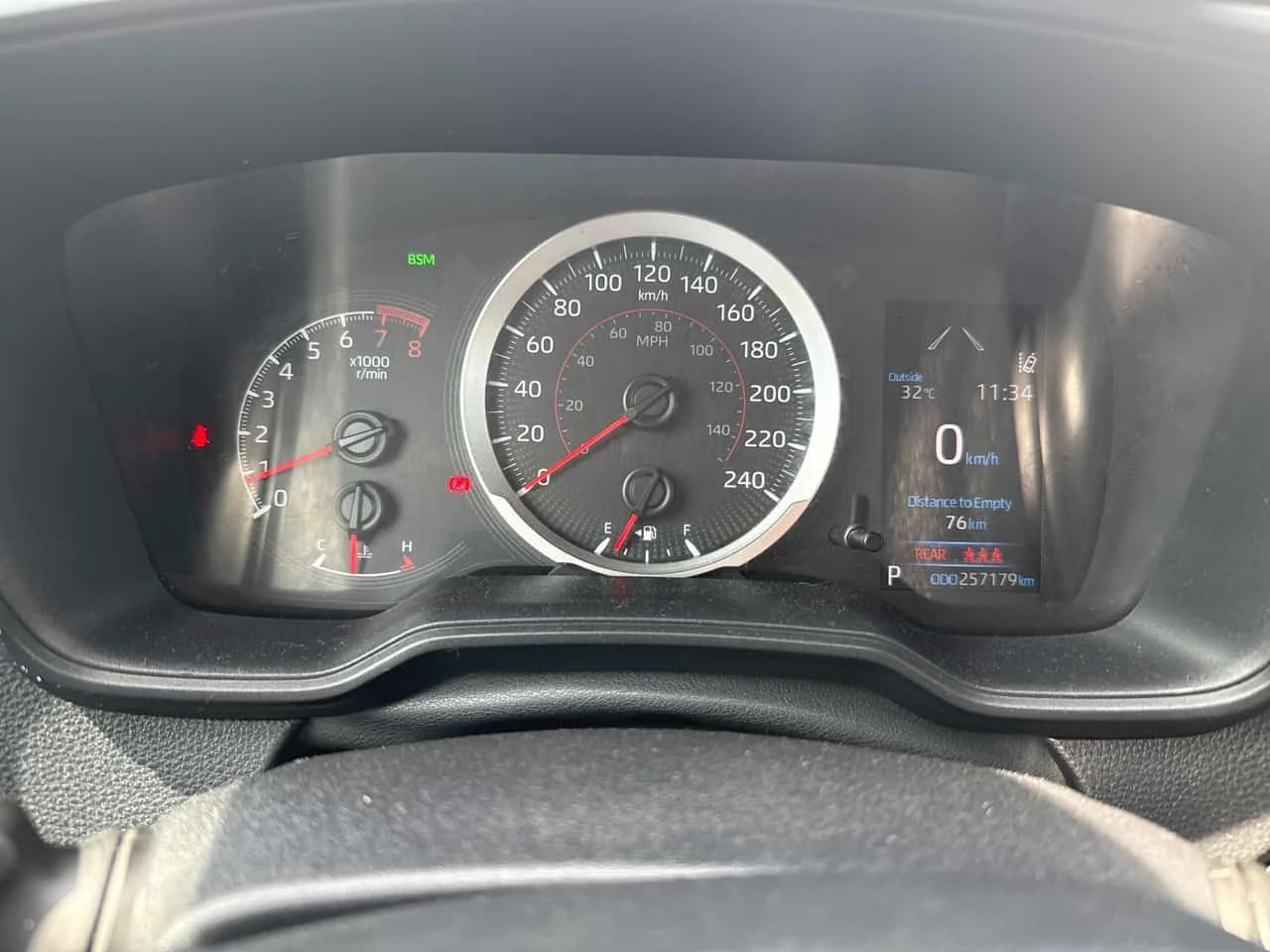 Toyota Corolla * SE CVT * CARFAX * ПОДГРЕВИ * KEYLESS, снимка 8 - Автомобили и джипове - 54813819