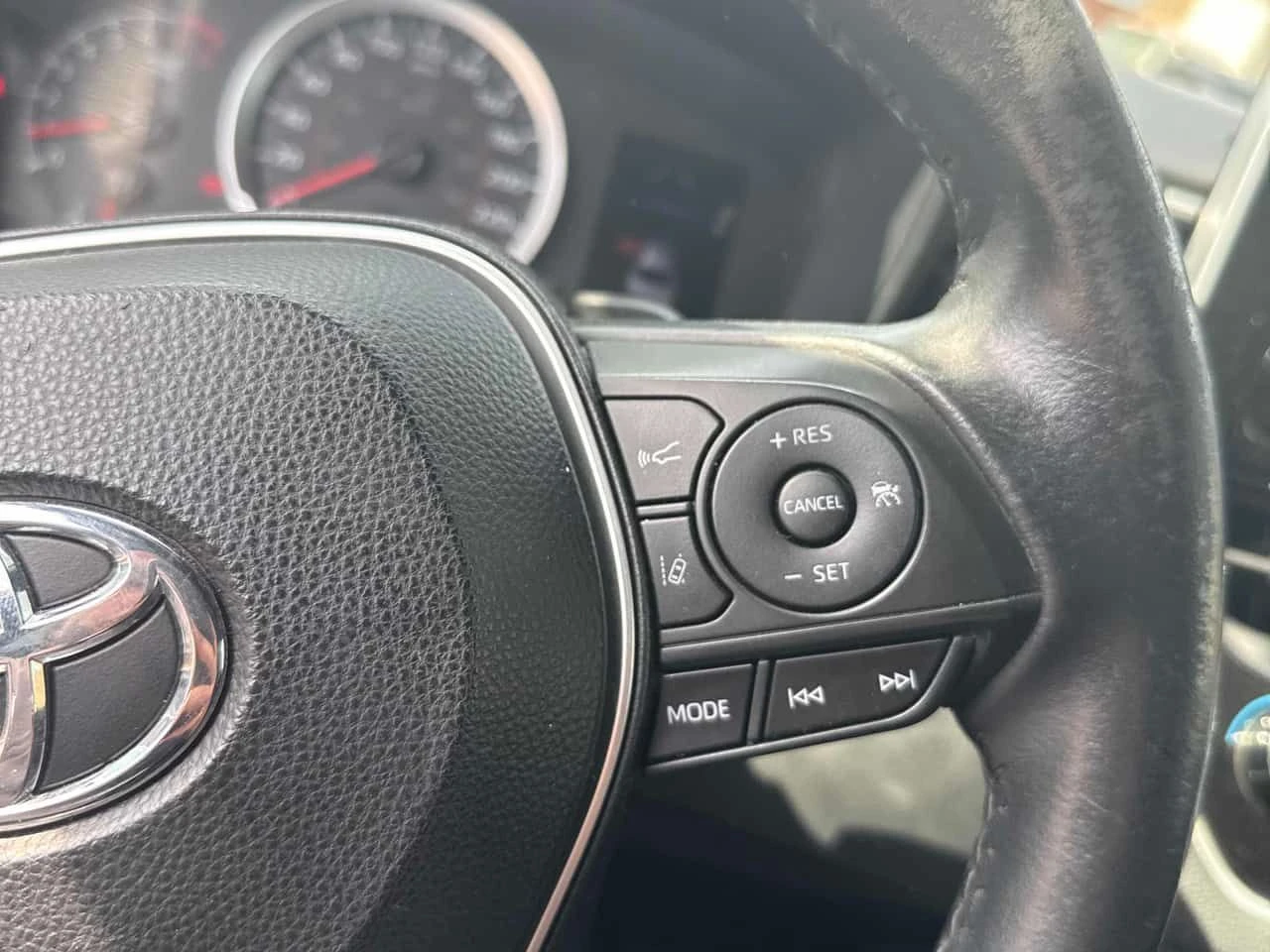 Toyota Corolla * SE CVT * CARFAX * ПОДГРЕВИ * KEYLESS, снимка 12 - Автомобили и джипове - 54813819