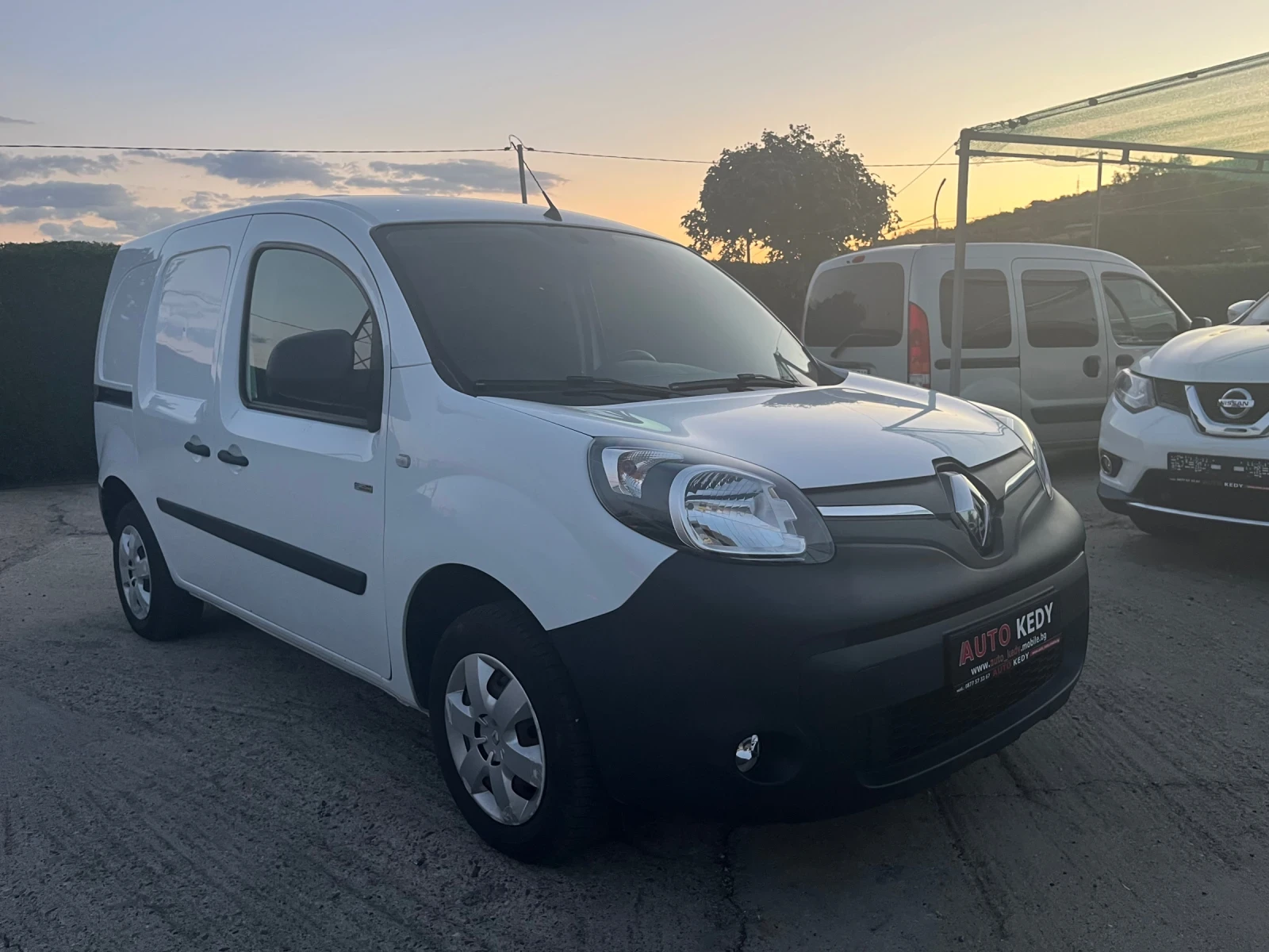 Renault Kangoo Express 33KW Electric , снимка 3 - Автомобили и джипове - 54974274