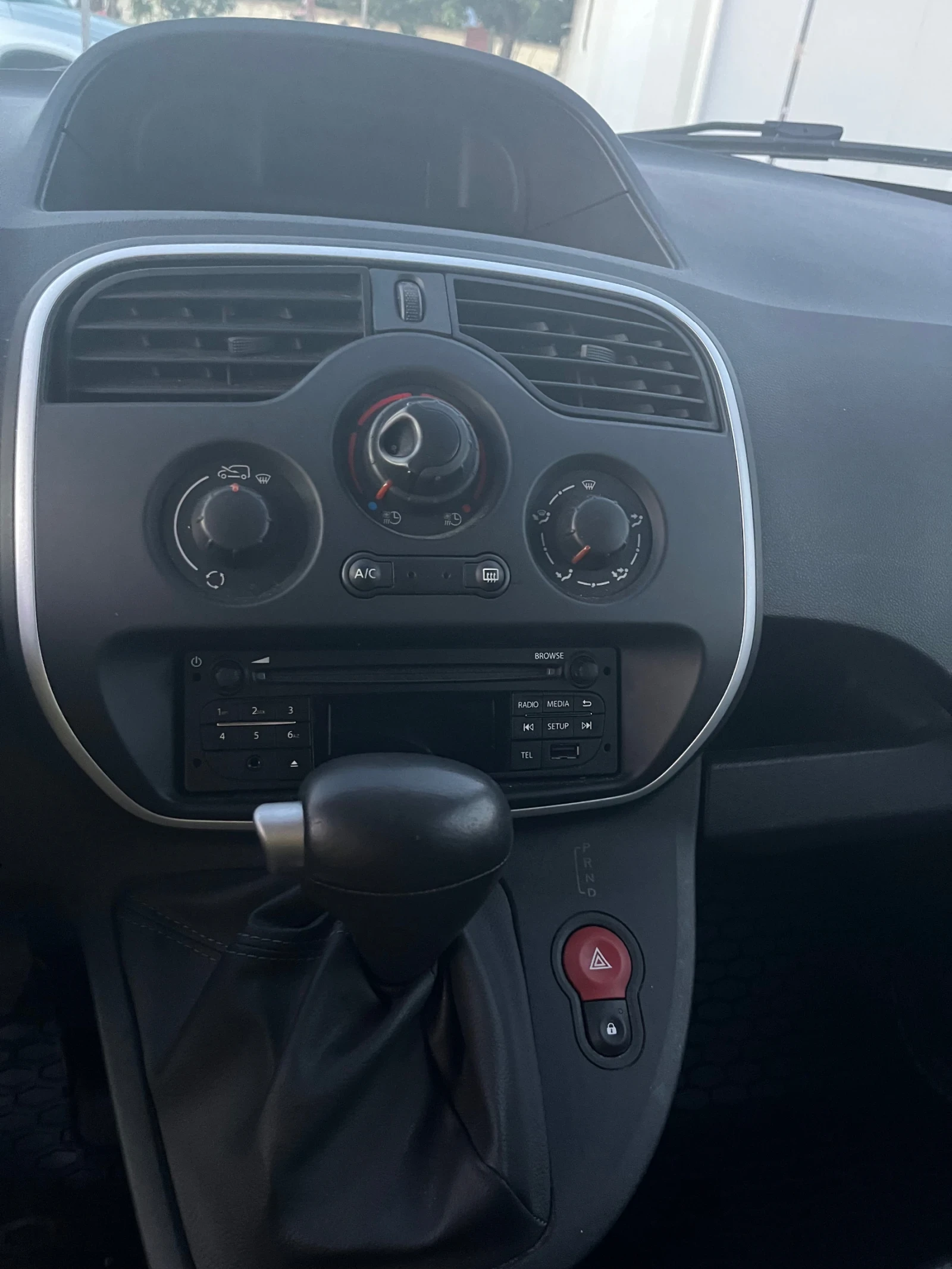 Renault Kangoo Express 33KW Electric , снимка 12 - Автомобили и джипове - 54974274