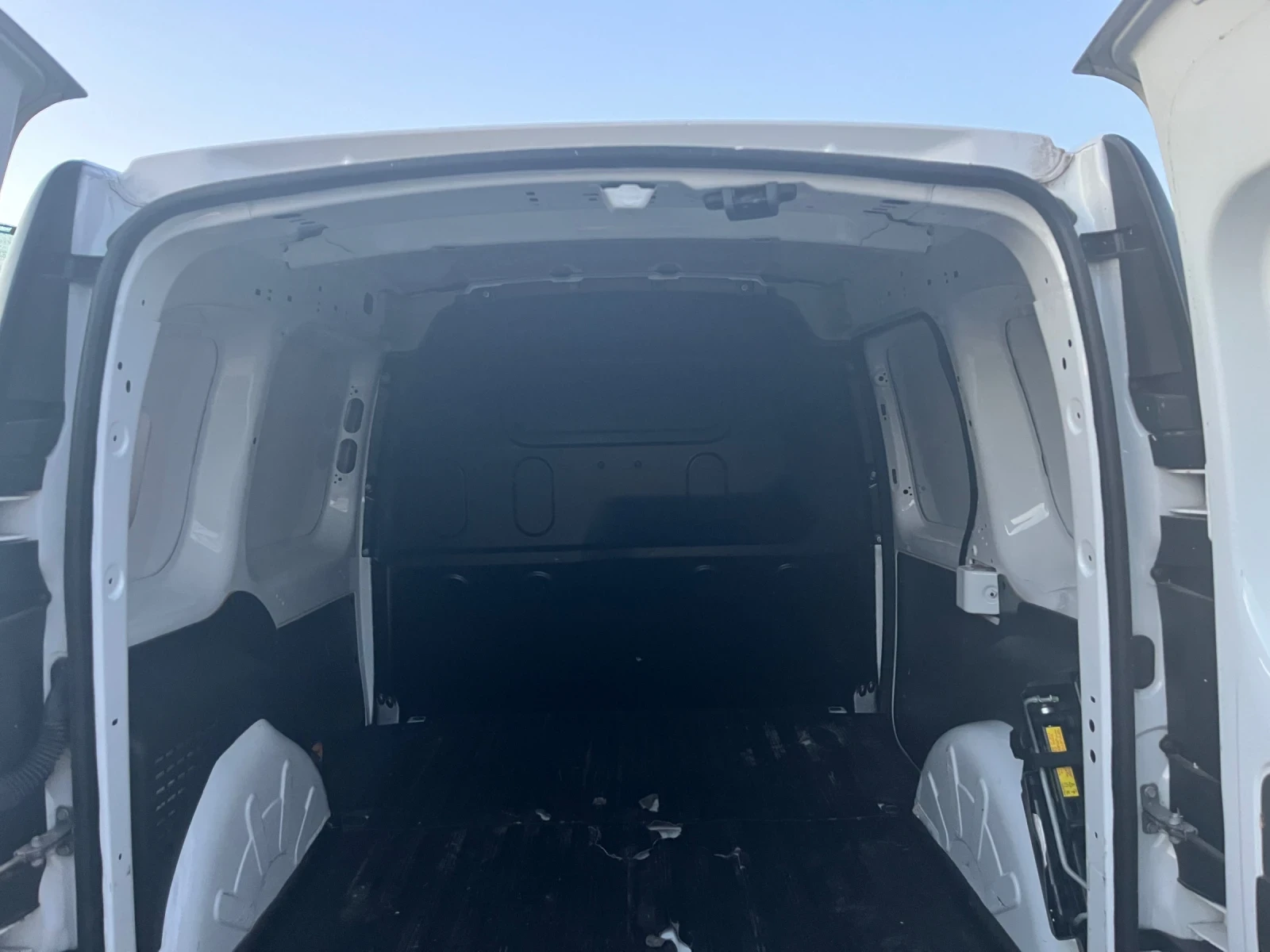 Renault Kangoo Express 33KW Electric , снимка 16 - Автомобили и джипове - 54974274