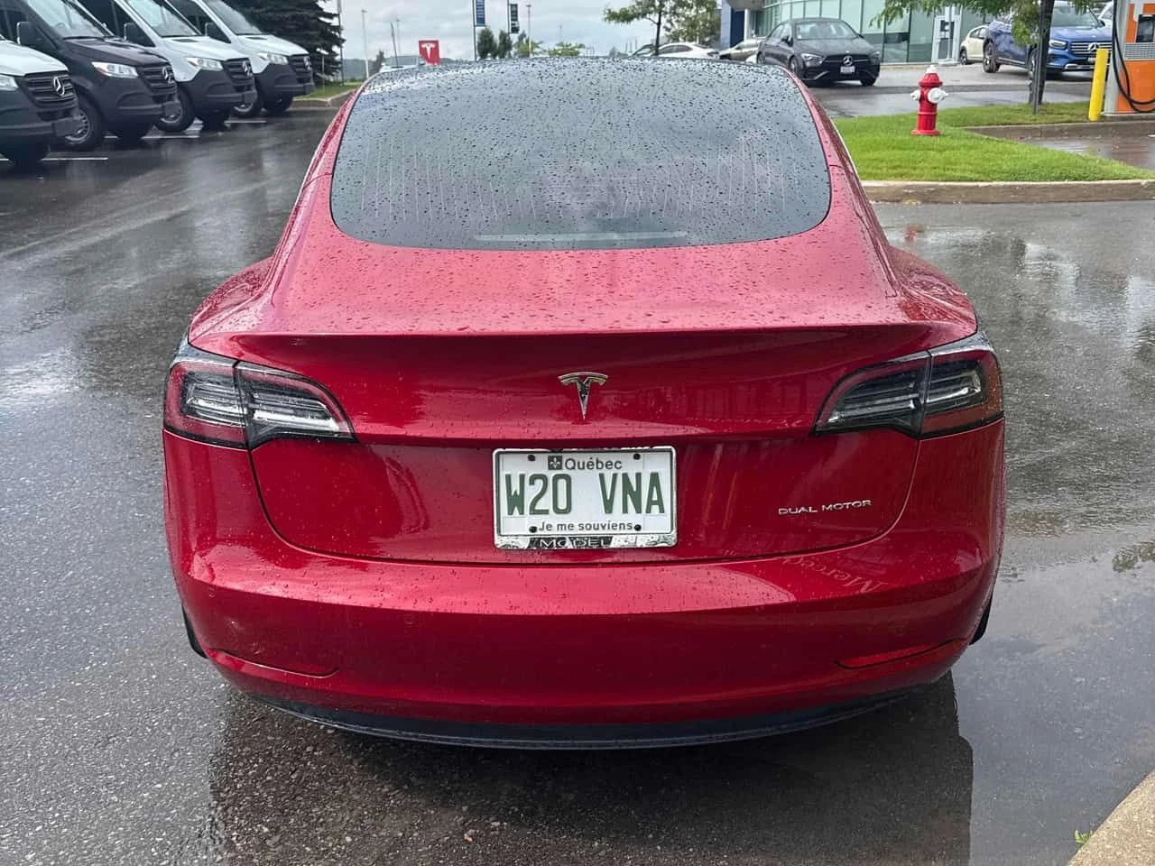 Tesla Model 3 * AWD * CARFAX * БЕЗ ПЪРВОНАЧАЛНА ВНОСКА, снимка 4 - Автомобили и джипове - 55602556