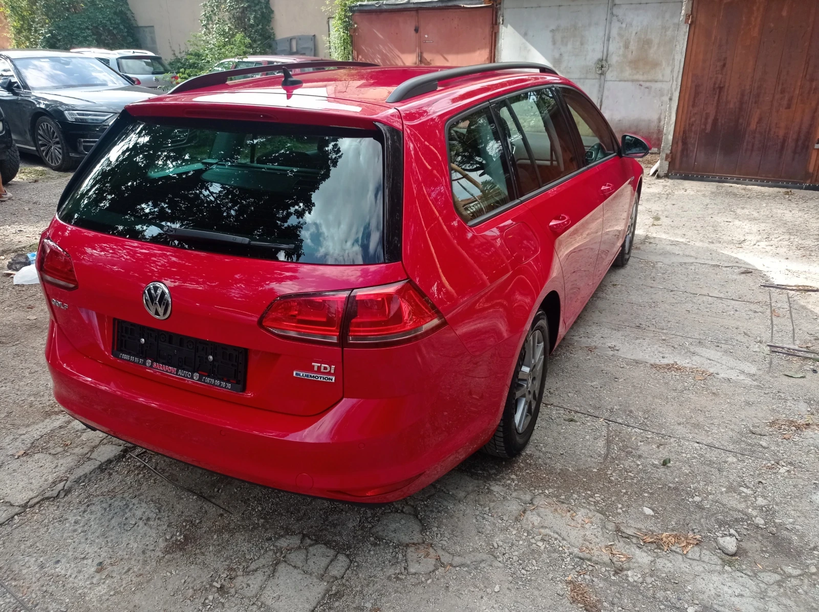 VW Golf 1.6TDI, снимка 4 - Автомобили и джипове - 56112857