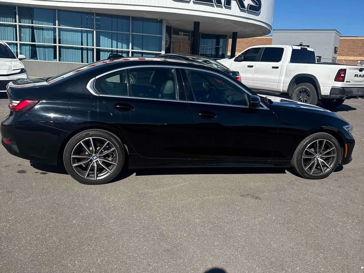 BMW 330 i xDrive | CARFAX | ��� ���������  | Mobile.bg � ����������� 4