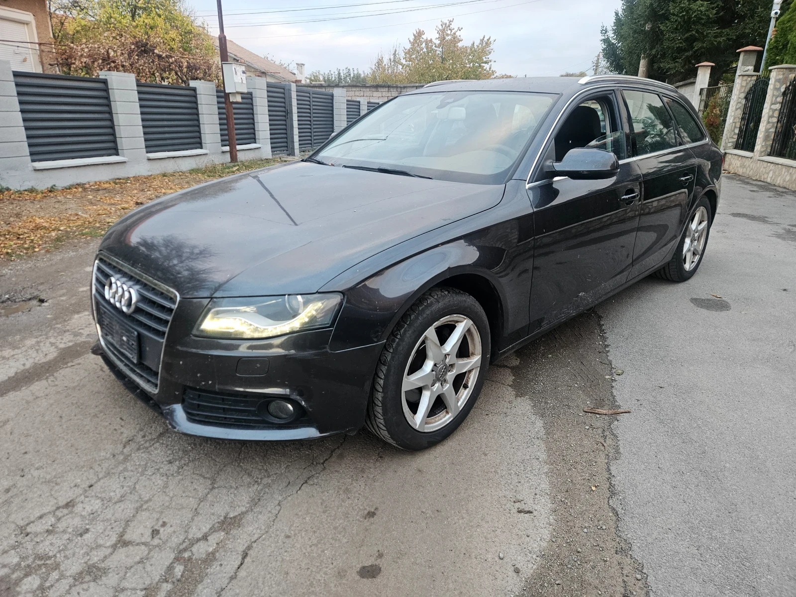 Audi A4 2.0dizel 143ks 2009god-На части!!!, снимка 2 - Автомобили и джипове - 56733003