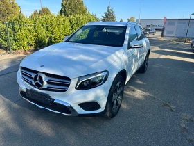  Mercedes-Benz GLC 25...