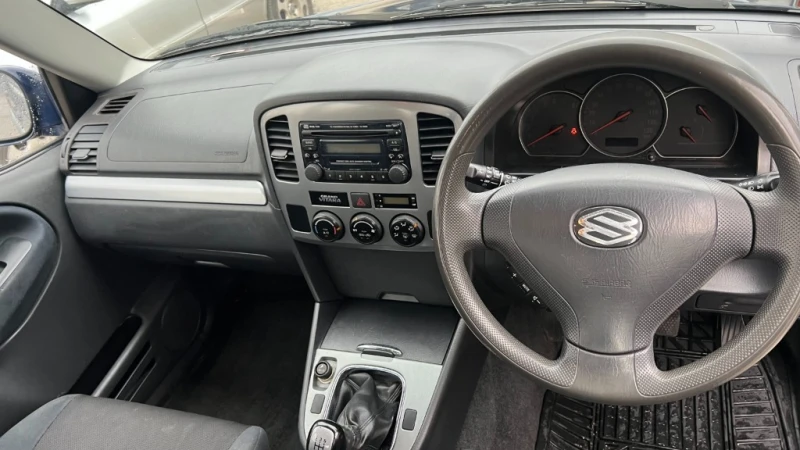 Suzuki Grand vitara 2.0 16v, снимка 7 - Автомобили и джипове - 49918767