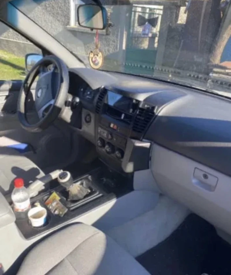Kia Sorento Джип, снимка 5 - Автомобили и джипове - 53000643