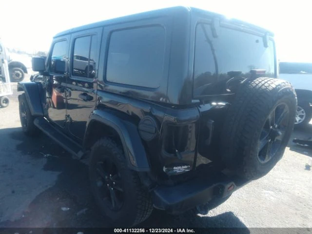 Jeep Wrangler * 4-DOOR * SAHARA * ALTITUDE 4X4 (CARFAX), снимка 6 - Автомобили и джипове - 49328349