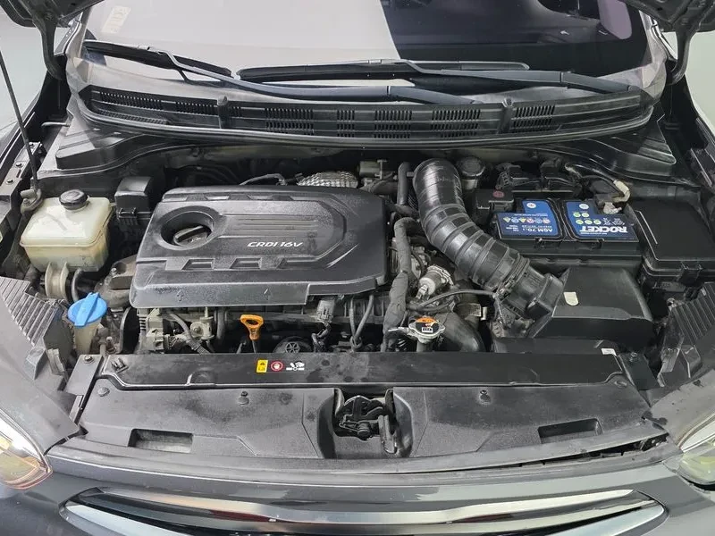 Kia Stonic DIESEL 1.6 PRESTIGE, снимка 12 - Автомобили и джипове - 55359165