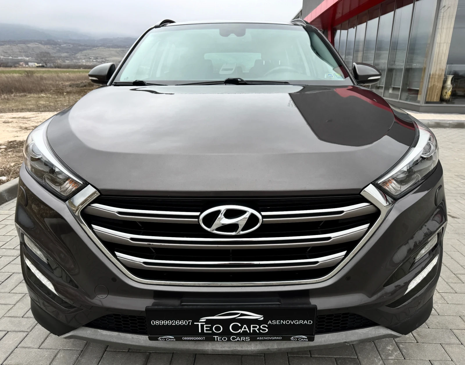 Hyundai Tucson 2.0 CRDi 4WD / FULL / PANORAMA / NAVI / CAMERA - изображение 2