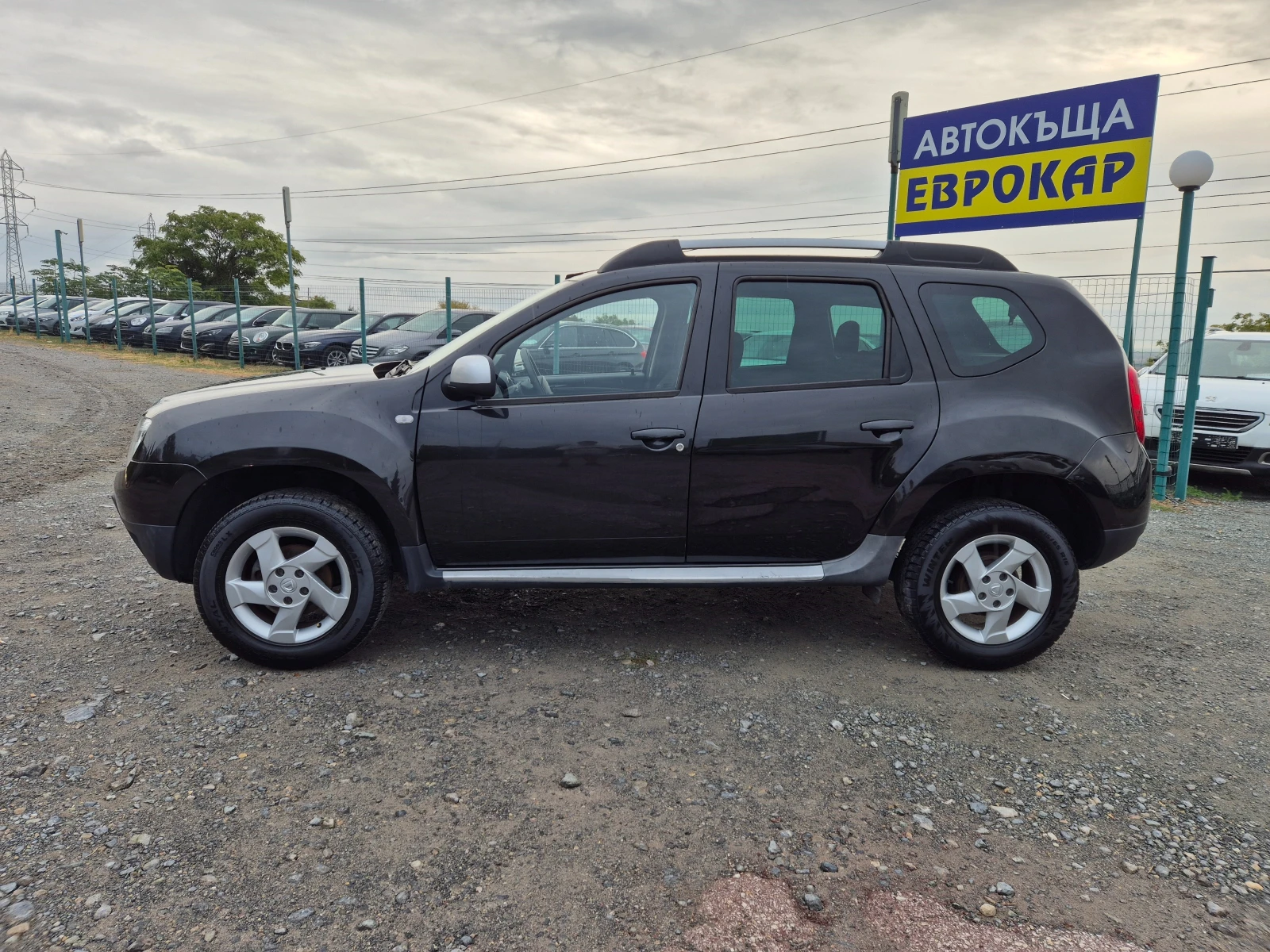 Dacia Duster 1.6i - изображение 2