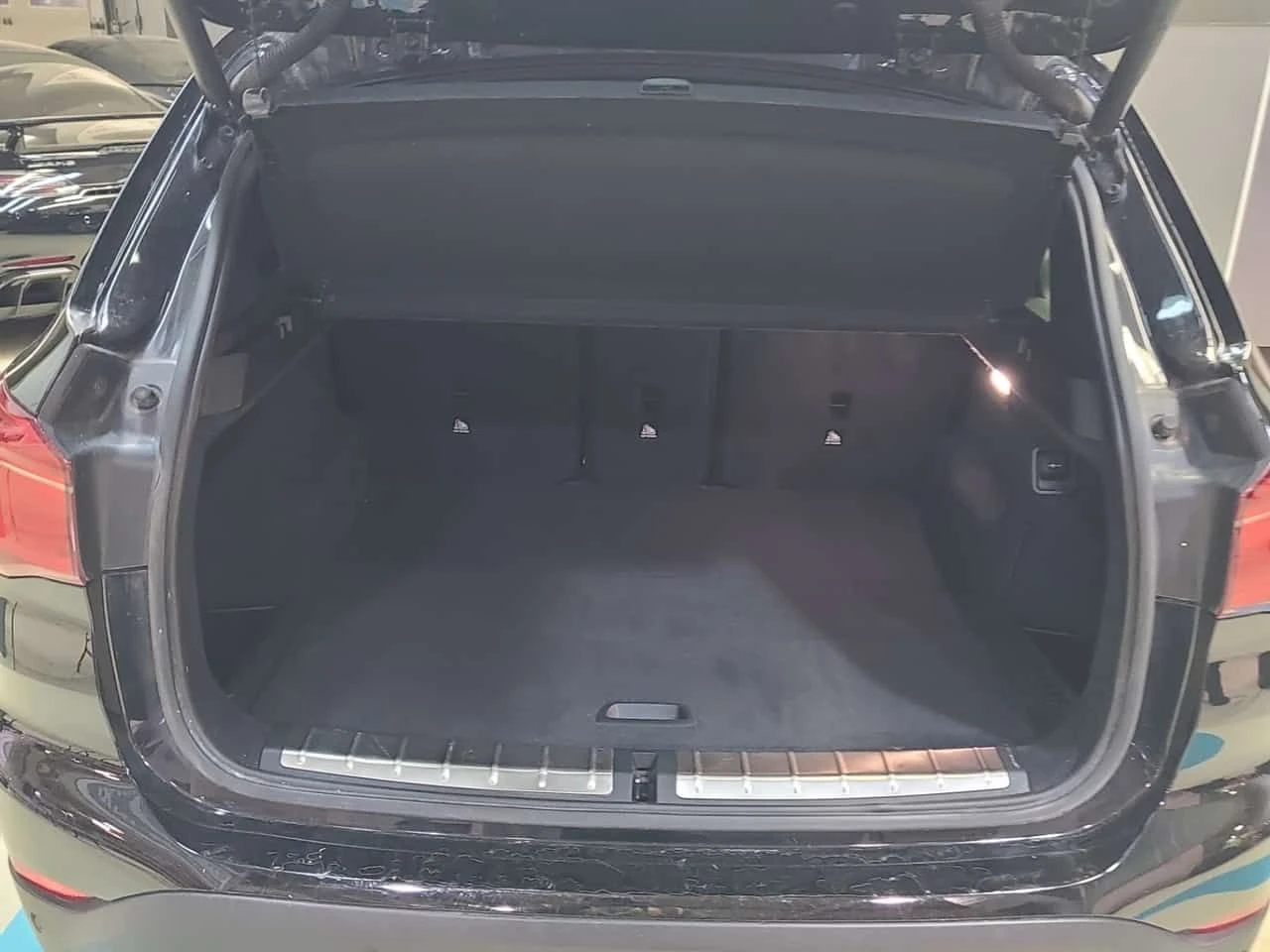 BMW X1 XDRIVE28I| PANORAMA| �����| 2 �����| CARFAX  | Mobile.bg � ����������� 13