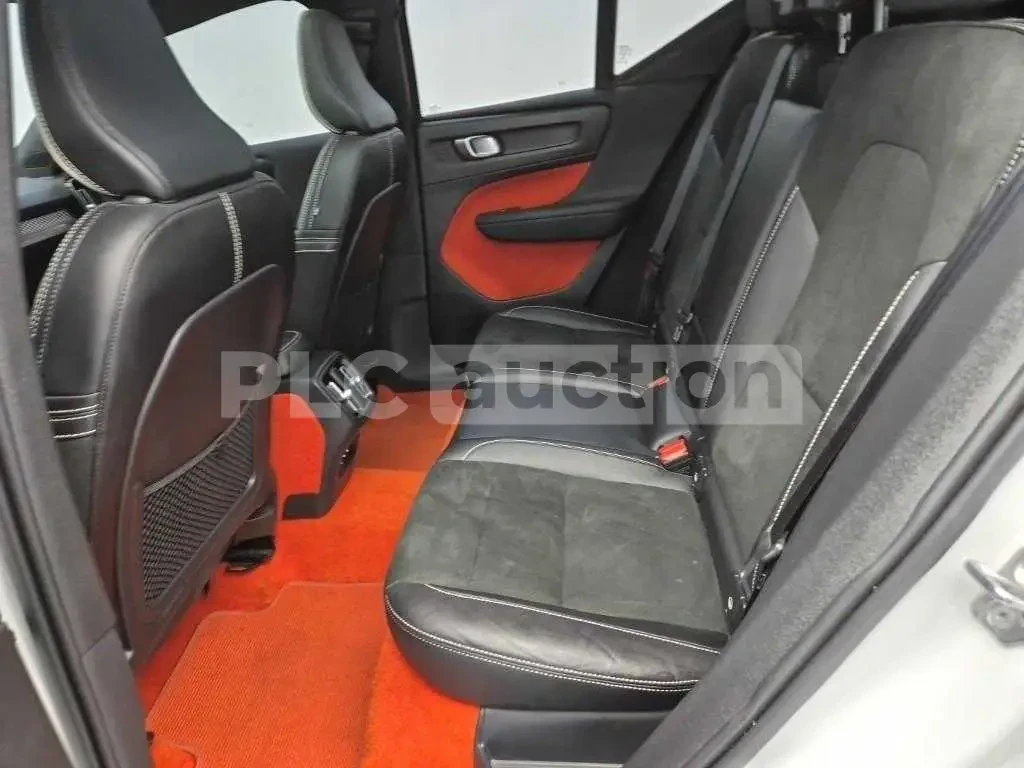 Volvo XC40 B4 MILD| DIST| CAM| �������| ���.��������� | Mobile.bg � ����������� 11
