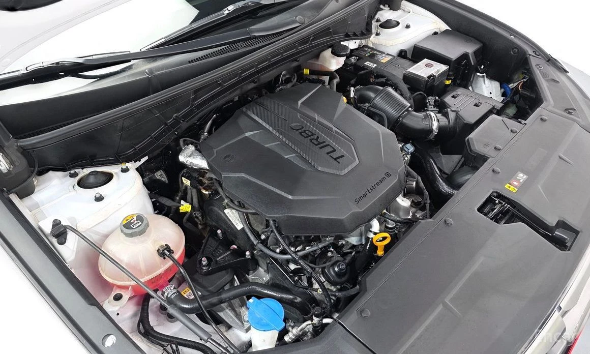 Hyundai Tucson, снимка 6 - Автомобили и джипове - 54595647