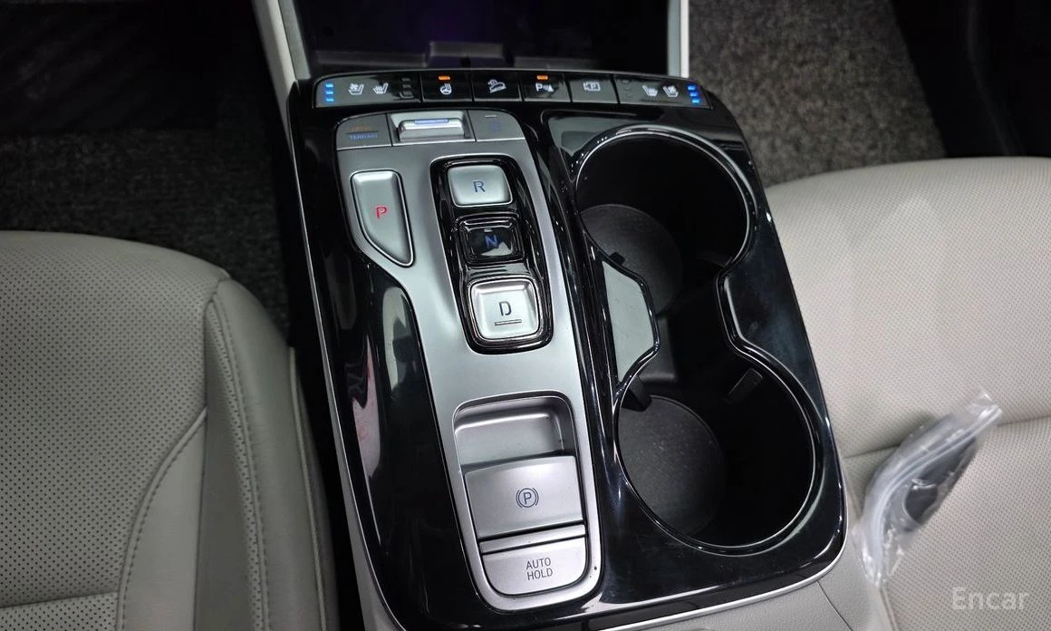 Hyundai Tucson, снимка 9 - Автомобили и джипове - 54595647