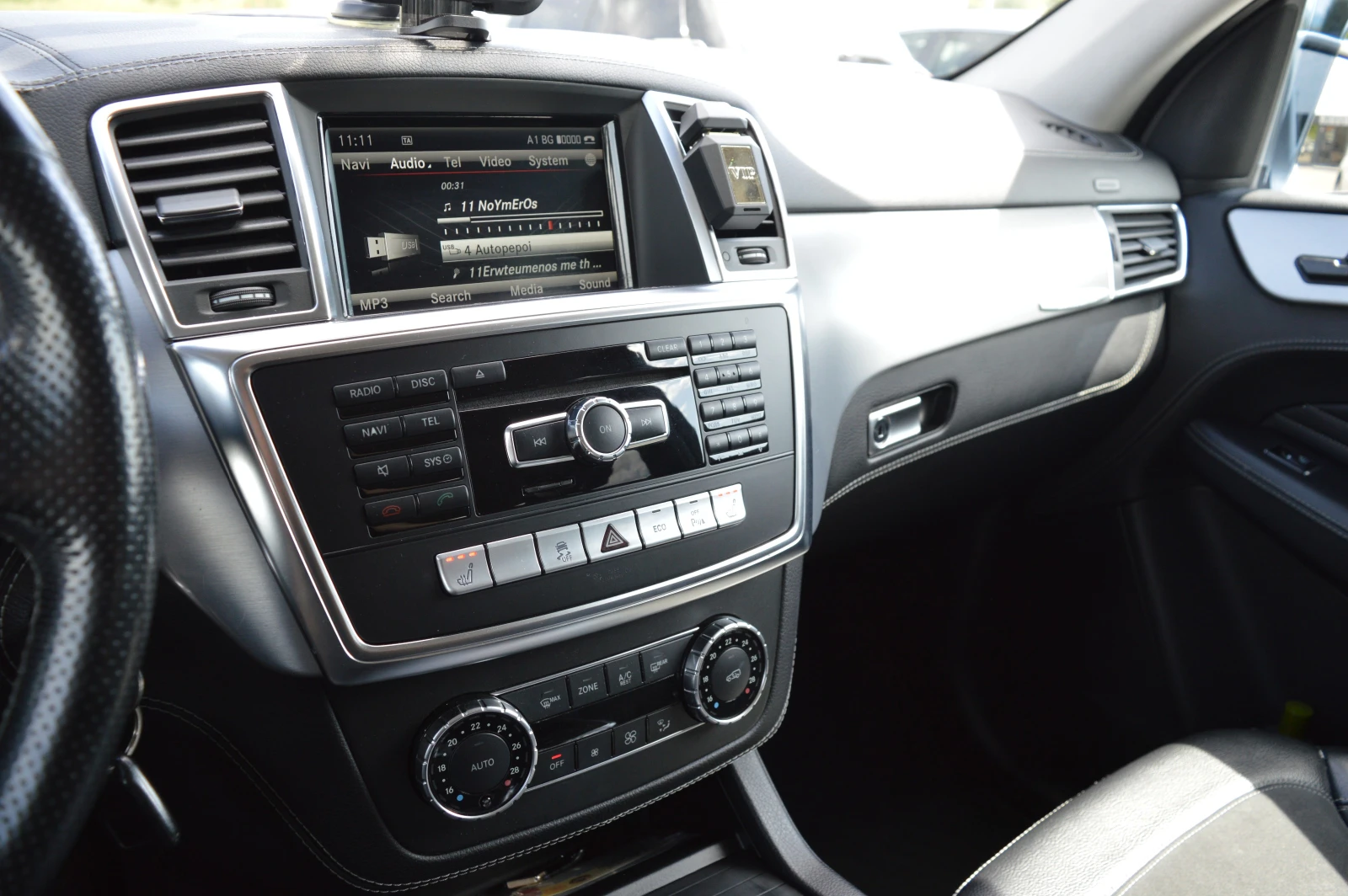 Mercedes-Benz ML 350 3.0CDI-AMG-EDITION 16-FULL EKSTRI, снимка 14 - Автомобили и джипове - 54666872