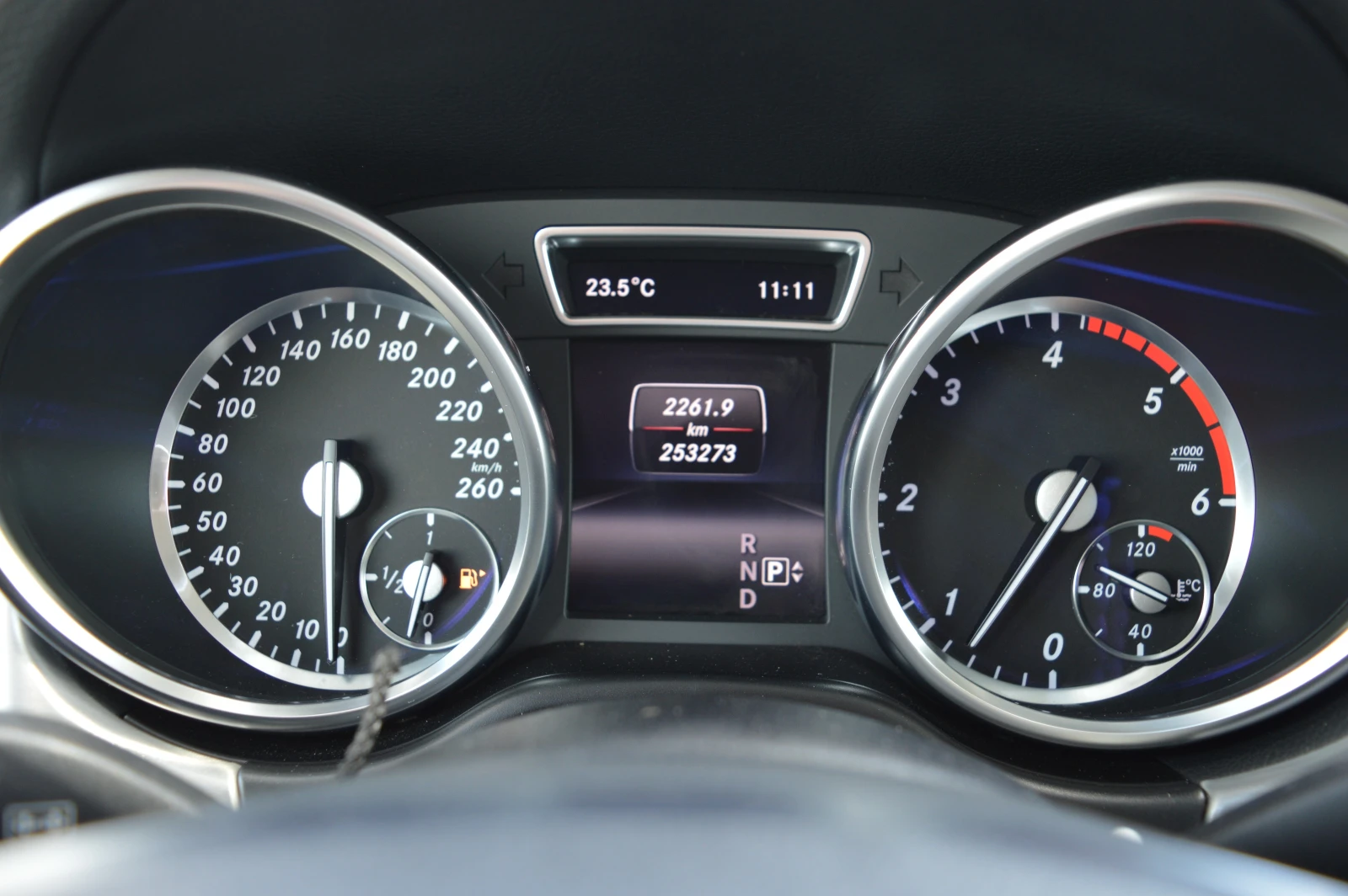 Mercedes-Benz ML 350 3.0CDI-AMG-EDITION 16-FULL EKSTRI, снимка 13 - Автомобили и джипове - 54666872