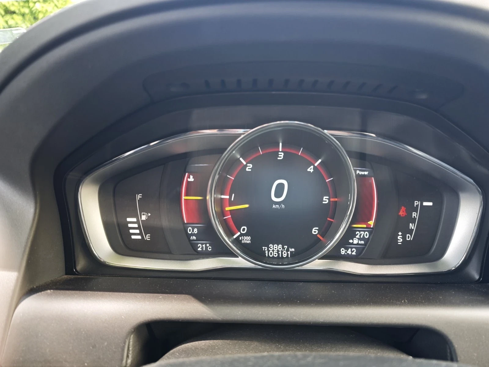 Volvo XC60 R- Design 5 цилиндъра, снимка 6 - Автомобили и джипове - 54729737