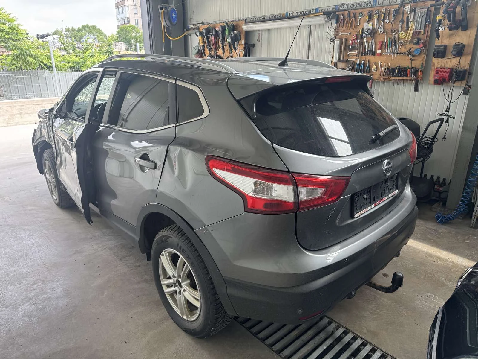 Nissan Qashqai 1.6DCI* 4x4 | Mobile.bg � ����������� 2