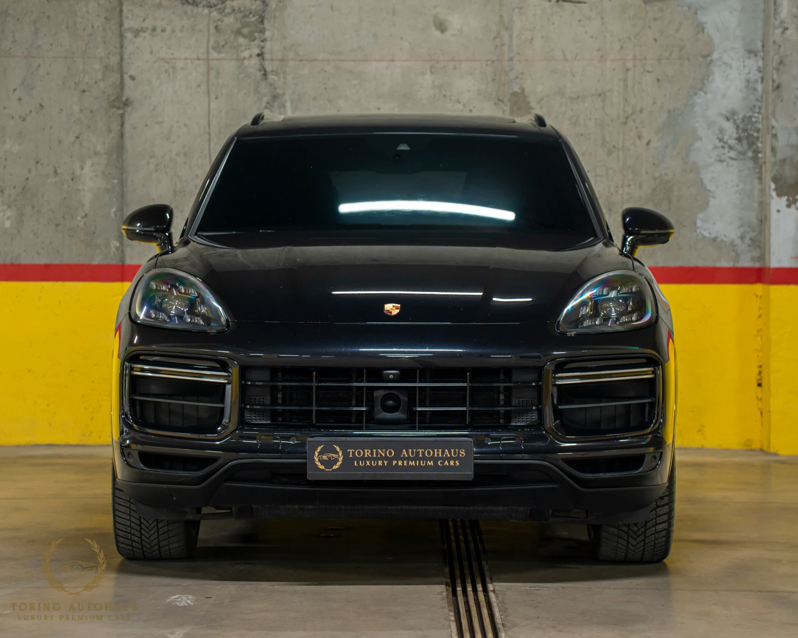 Porsche Cayenne TURBO* Sport Chrono* BURMESTER* PANO* FULLMAXX* , снимка 8 - Автомобили и джипове - 55672061