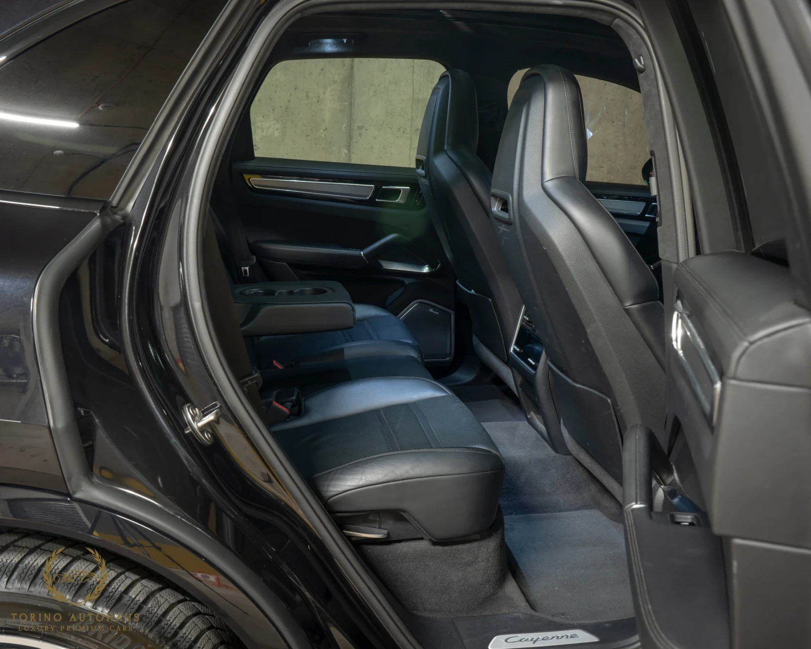 Porsche Cayenne TURBO* Sport Chrono* BURMESTER* PANO* FULLMAXX* , снимка 12 - Автомобили и джипове - 55672061