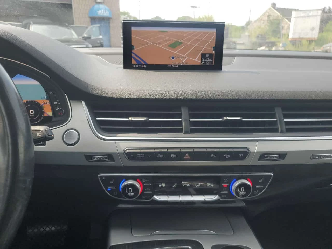 Audi Q7 * Progressiv 55 TFSI quattro * CARFAX * ���� �� �� | Mobile.bg � ����������� 9