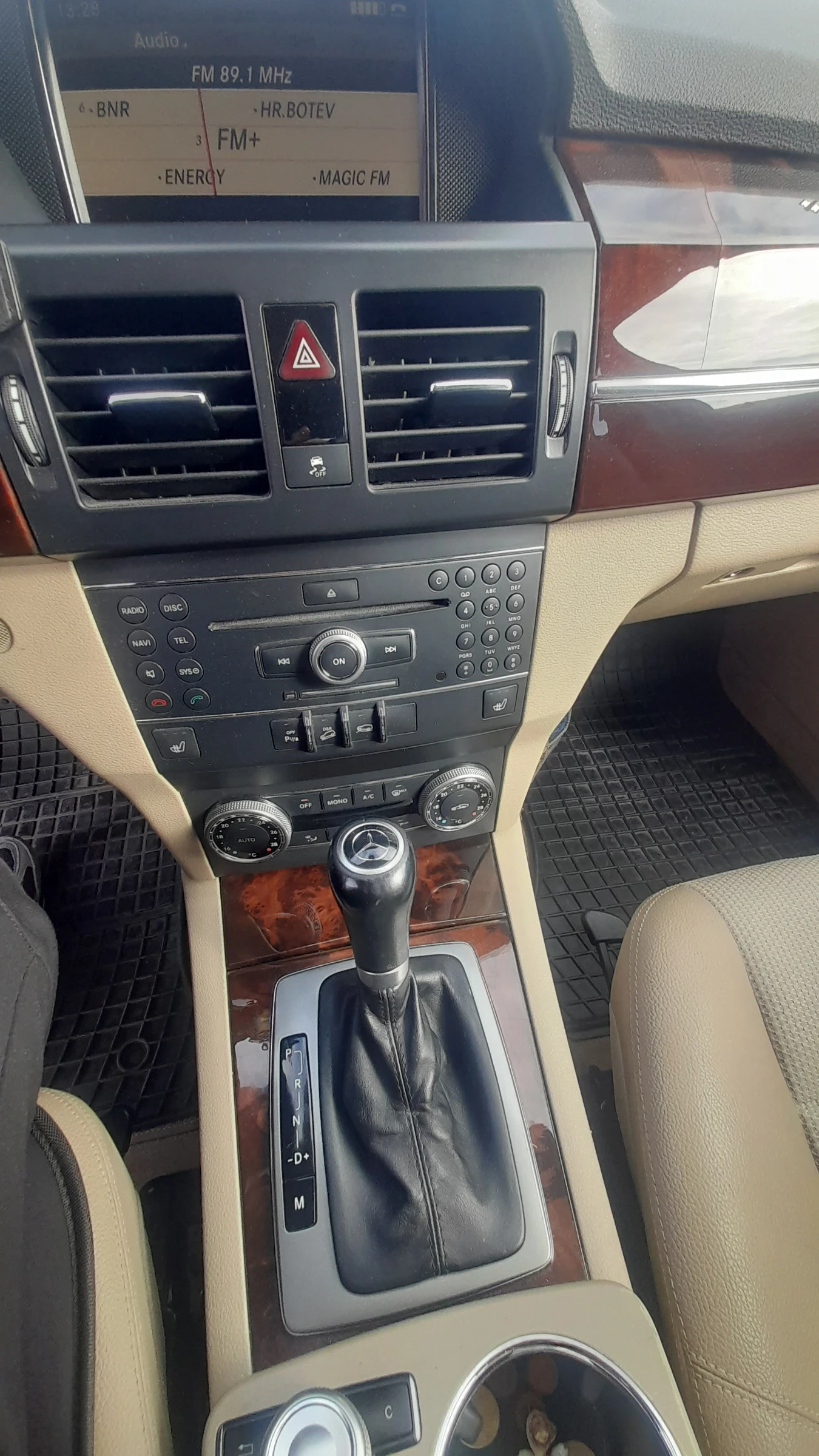 Mercedes-Benz GLK GLk250Cdi 4 Matic, снимка 10 - Автомобили и джипове - 56717613