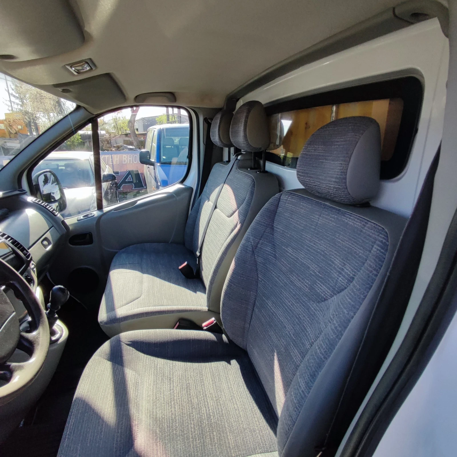 Renault Trafic 2.0 DCI* KLIMATIK* 115* , снимка 9 - Бусове и автобуси - 54335583