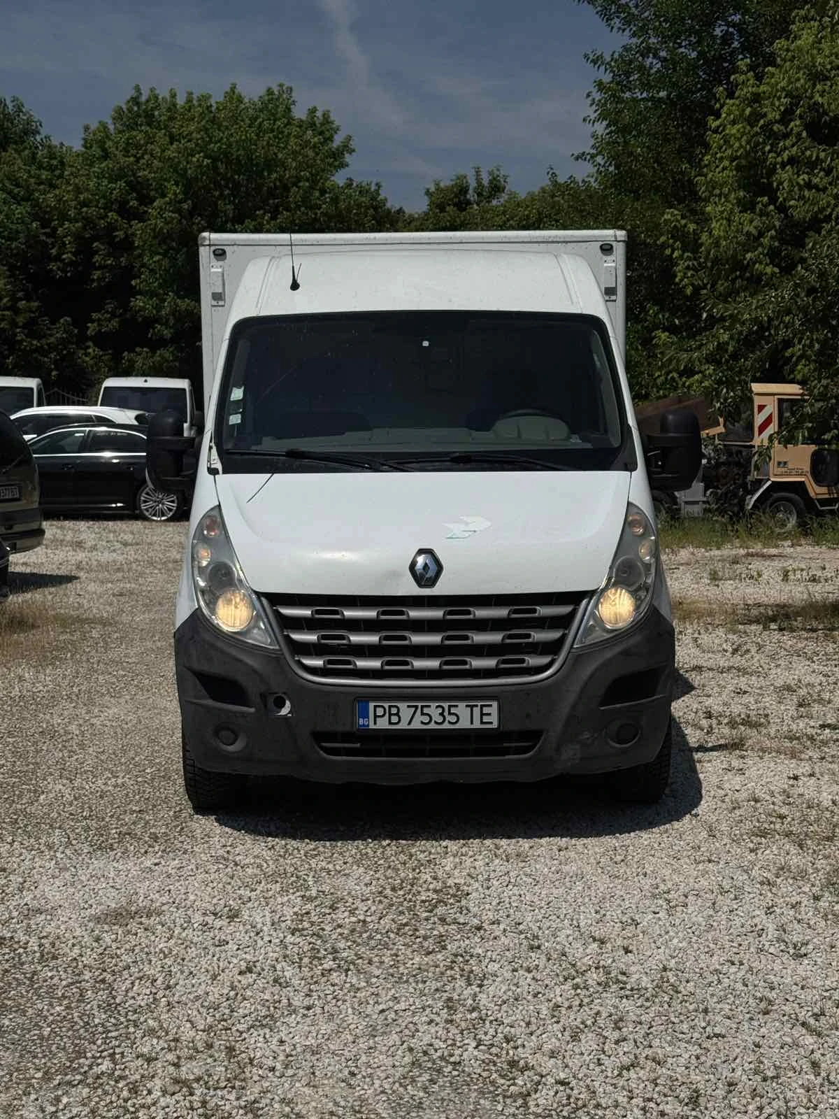 Renault Trafic 2.3