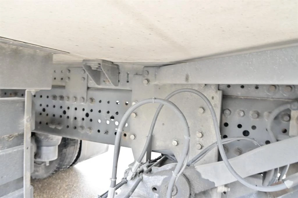 Mercedes-Benz Actros 1842 ,   | Mobile.bg   13