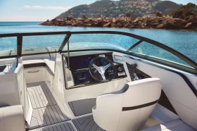 Моторна яхта Sea Ray SPX210, снимка 6