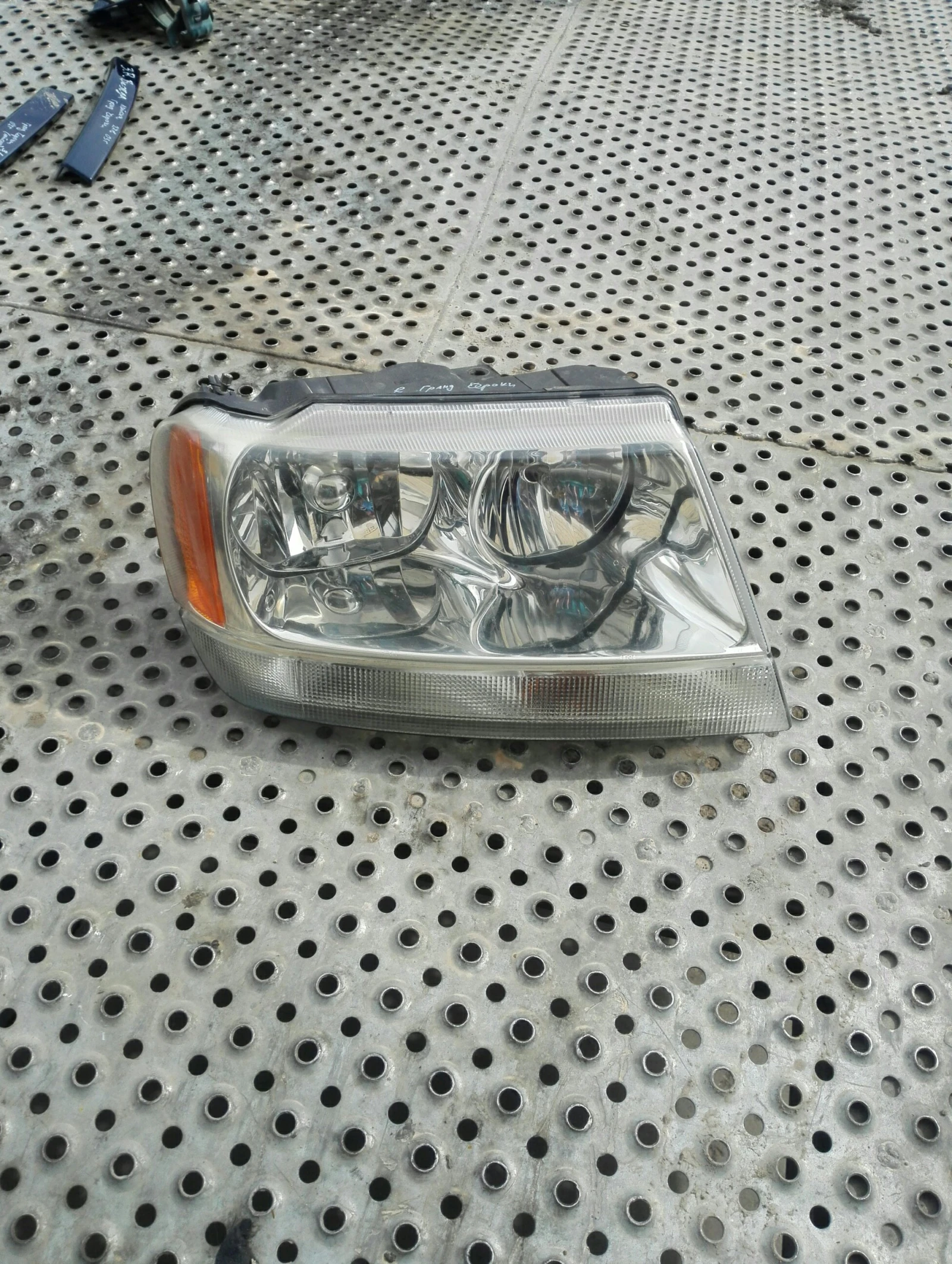 ��� ����� ����� ������ 2.7crd | Mobile.bg � ����������� 1