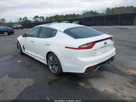 Kia Stinger 2l Premium, снимка 3