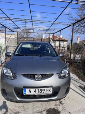 Mazda 2, снимка 11 - Автомобили и джипове - 45870110