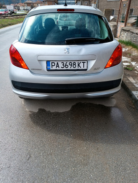 Peugeot 207 1.4, снимка 9 - Автомобили и джипове - 44744146
