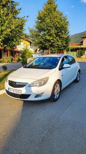 Обява за продажба на Opel Astra 1, 4 ~10 000 лв. - изображение 1