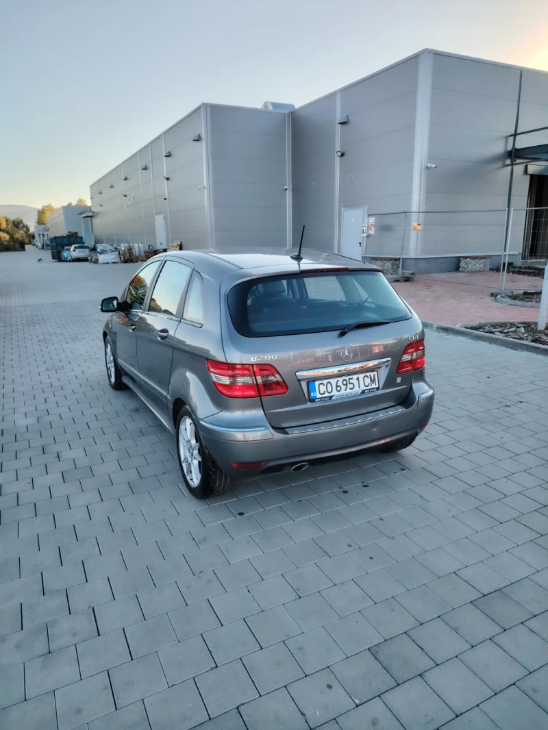 Mercedes-Benz B 200, снимка 7 - Автомобили и джипове - 47951629