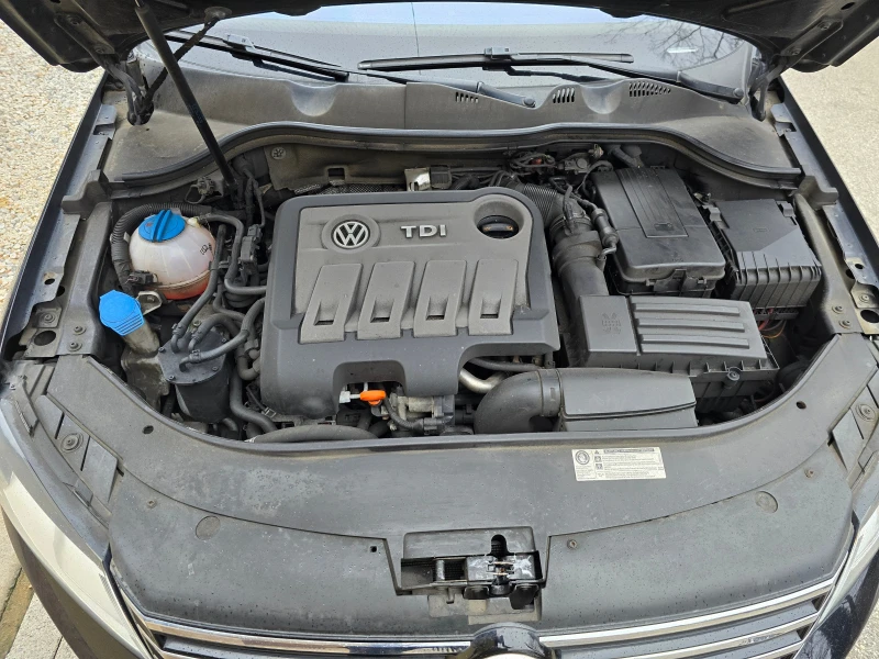 VW Passat 2.0TDI/HIGHLINE/FULL/, снимка 16 - Автомобили и джипове - 48272768