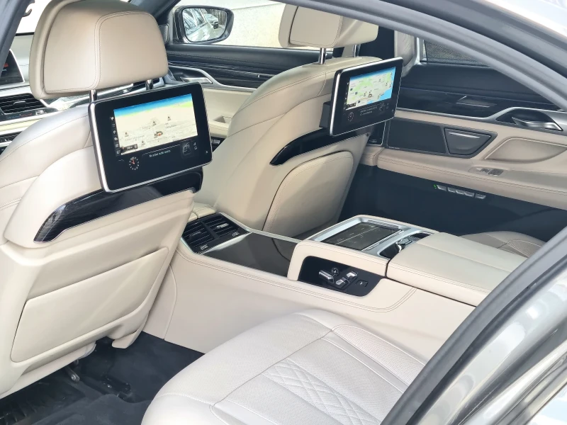 BMW 760 M760LI V12 BITURBO Xdrive 720hp, снимка 8 - Автомобили и джипове - 48401394