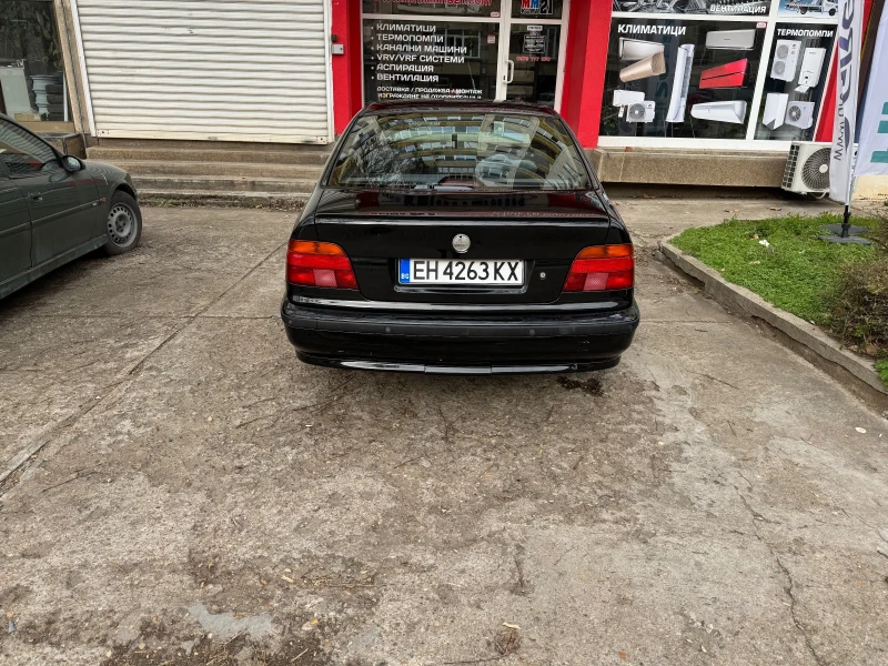 BMW 520, снимка 6 - Автомобили и джипове - 48666240