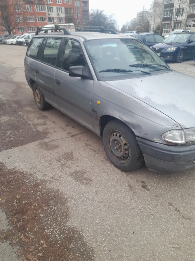 Opel Astra, снимка 2 - Автомобили и джипове - 52679069